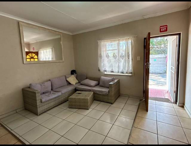11 BEDROOM HOUSE FOR SALE IN BRANDWAG